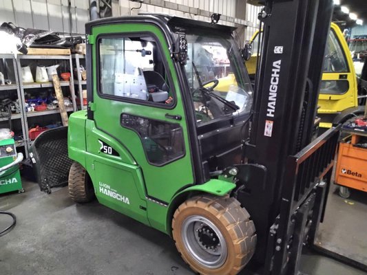 Empilhador de contrapeso 4 rodas - XC50i-500