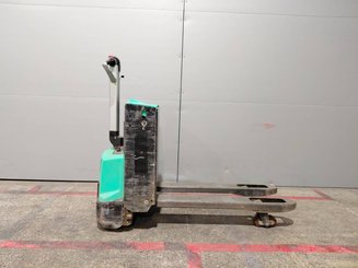 Porta-paletes eléctrico com condutor a pé Mitsubishi PBP16N2 - ACCOMPAGNANT