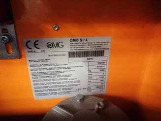 Porta-paletes eléctrico com condutor a pé OMG 330K - 9