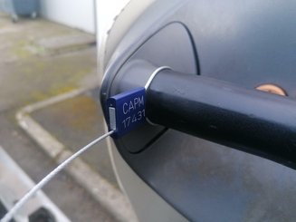 Porta-paletes eléctrico com condutor transportado Crown RT4000