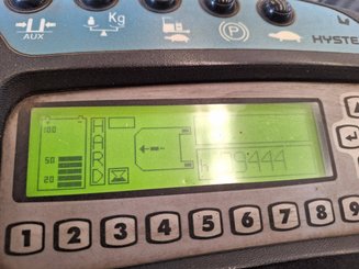 Empilhador retráctil Hyster R1.6H