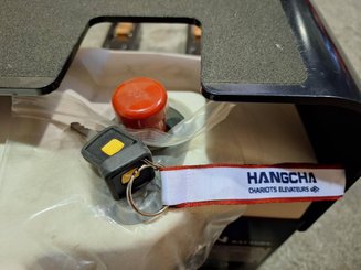 Porta-paletes eléctrico com condutor a pé Hangcha CBD15-I - 15