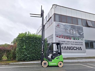 Empilhador de contrapeso 4 rodas Hangcha XC18i