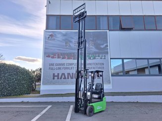 Empilhador de contrapeso 3 rodas Hangcha X3W10-I (CPDS10-XD4-I)