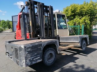 Empilhador lateral Hubtex S40D