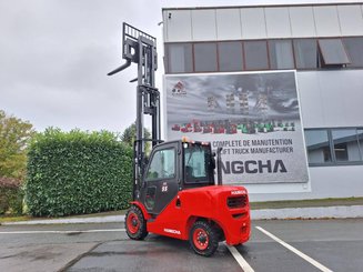 Empilhador de contrapeso 4 rodas Hangcha XF55D