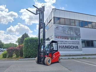 Empilhador de contrapeso 4 rodas Hangcha A4W50-E