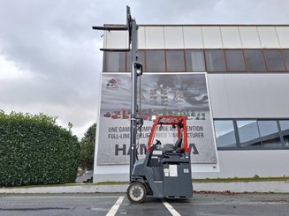 Empilhador multidireccional AMLIFT AGILIFT 4000E