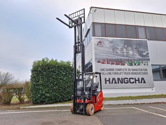 Empilhador de contrapeso 4 rodas Hangcha A4W18 - 6