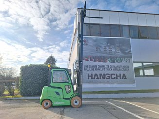 Empilhador de contrapeso 4 rodas Hangcha AE25-I