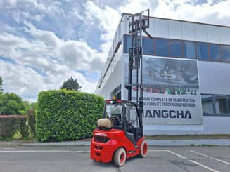 Empilhador de contrapeso 4 rodas Hangcha XF35G-2