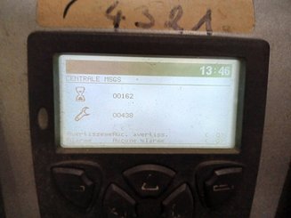 Empilhador retráctil Caterpillar NR14NH