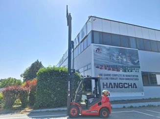 Empilhador de contrapeso 4 rodas Hangcha XF25G-2