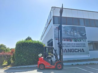 Empilhador de contrapeso 4 rodas Hangcha XF25G-2