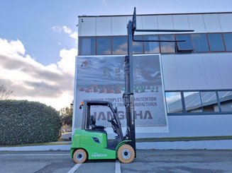 Empilhador de contrapeso 4 rodas Hangcha AE25-I