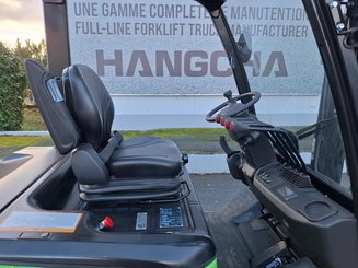 Empilhador de contrapeso 4 rodas Hangcha AE25-I