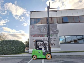 Empilhador de contrapeso 4 rodas Hangcha AE25-I