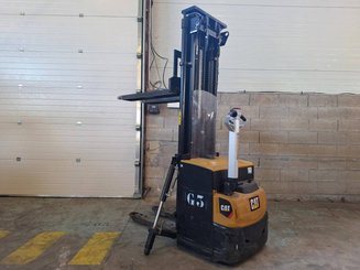 Stacker com condutor a pé Caterpillar NSP16N2 - 8
