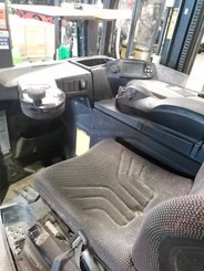 Empilhador retráctil Caterpillar NR20N2H