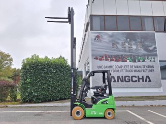 Empilhador de contrapeso 4 rodas Hangcha XC18i - 7