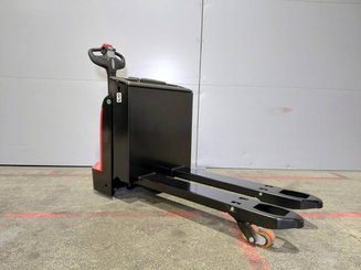 Porta-paletes eléctrico com condutor a pé Hangcha CBD20-AC2