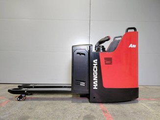 Porta-paletes eléctrico com condutor transportado Hangcha CBD20-AC2S-SU