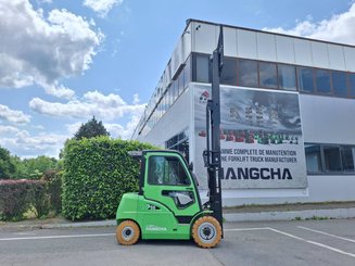 Empilhador de contrapeso 4 rodas Hangcha XC50i-600