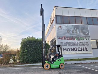 Empilhador de contrapeso 4 rodas Hangcha XC18i