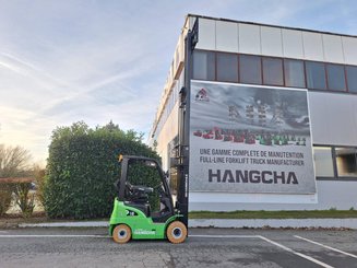 Empilhador de contrapeso 4 rodas Hangcha XC18i