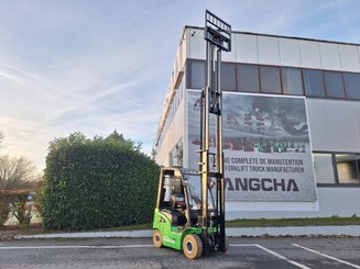 Empilhador de contrapeso 4 rodas Hangcha XC18i