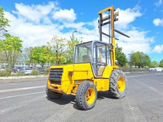 Carreta elevadora todo terreno JCB 930-2 - 9