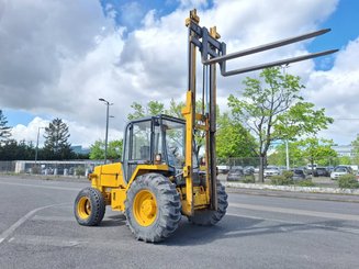 Carreta elevadora todo terreno JCB 930-2 - 7