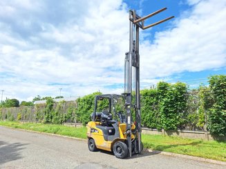 Empilhador de contrapeso 4 rodas Caterpillar GP20CN - 3