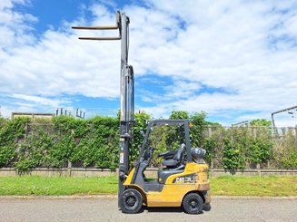 Empilhador de contrapeso 4 rodas Caterpillar GP20CN - 4