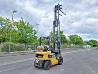 Empilhador de contrapeso 4 rodas Caterpillar GP20NT - 11