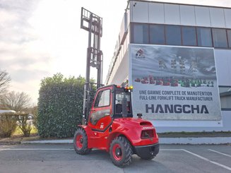 Carreta elevadora todo terreno Hangcha TT35-4