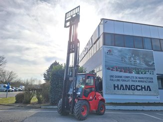 Carreta elevadora todo terreno Hangcha TT35-4