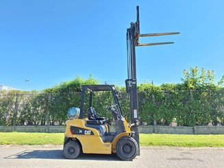 Empilhador de contrapeso 4 rodas Caterpillar GP20NT - 9