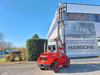 Carreta elevadora todo terreno Hangcha TT30-2