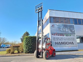 Carreta elevadora todo terreno Hangcha TT30-2