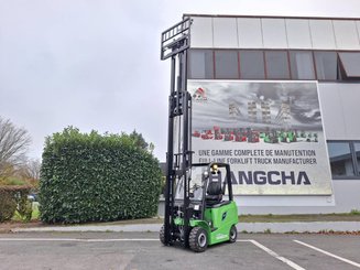 Empilhador de contrapeso 4 rodas Hangcha AE20Ci