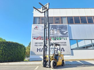 Empilhador de contrapeso 4 rodas Caterpillar GP30NTD