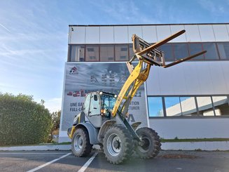 Loader articulada Kramer 1150