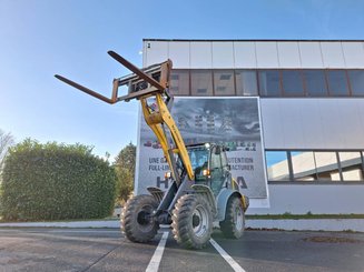 Loader articulada Kramer 1150