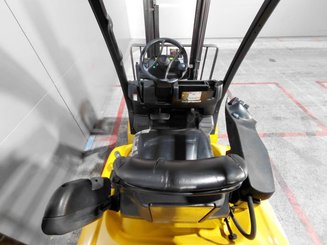 Empilhador de contrapeso 4 rodas Yale gdp16vx