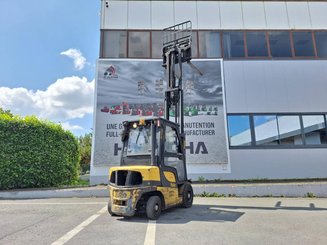 Empilhador de contrapeso 4 rodas Yale GDP25VX