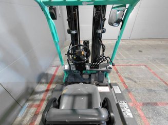 Empilhador de contrapeso 3 rodas Mitsubishi FB20NT - 8