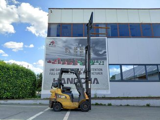 Empilhador de contrapeso 4 rodas Caterpillar GP18N