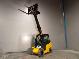 Empilhador telescópico JCB TLT30G-TCR