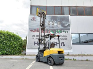 Empilhador de contrapeso 4 rodas TCM FD25T3